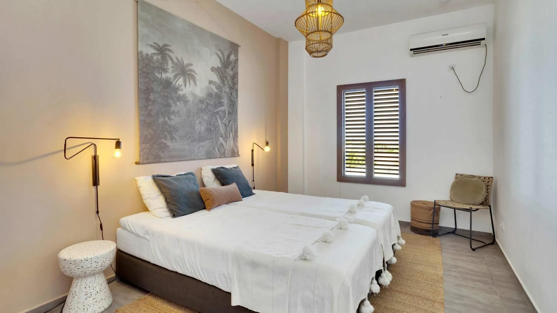 Sunset Breeze Penthouse With A View Towards The Sea Apartment Kralendijk  Bonaire, Saint Eustatius and Saba